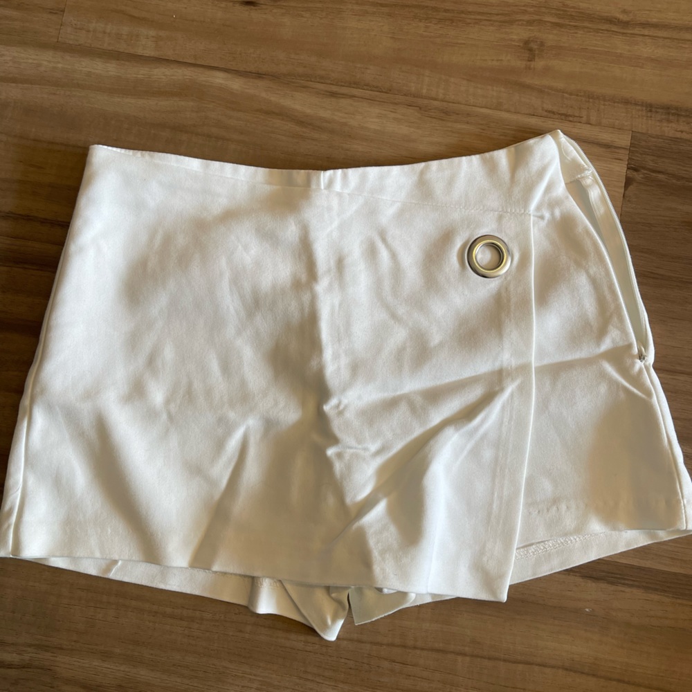 Zara white skort